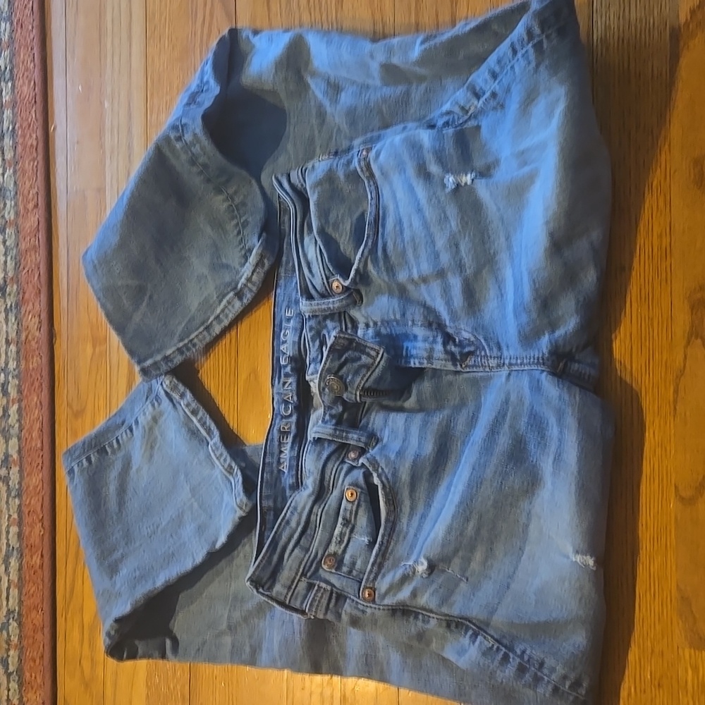 American Eagle bootcut distressed jeans 30×34